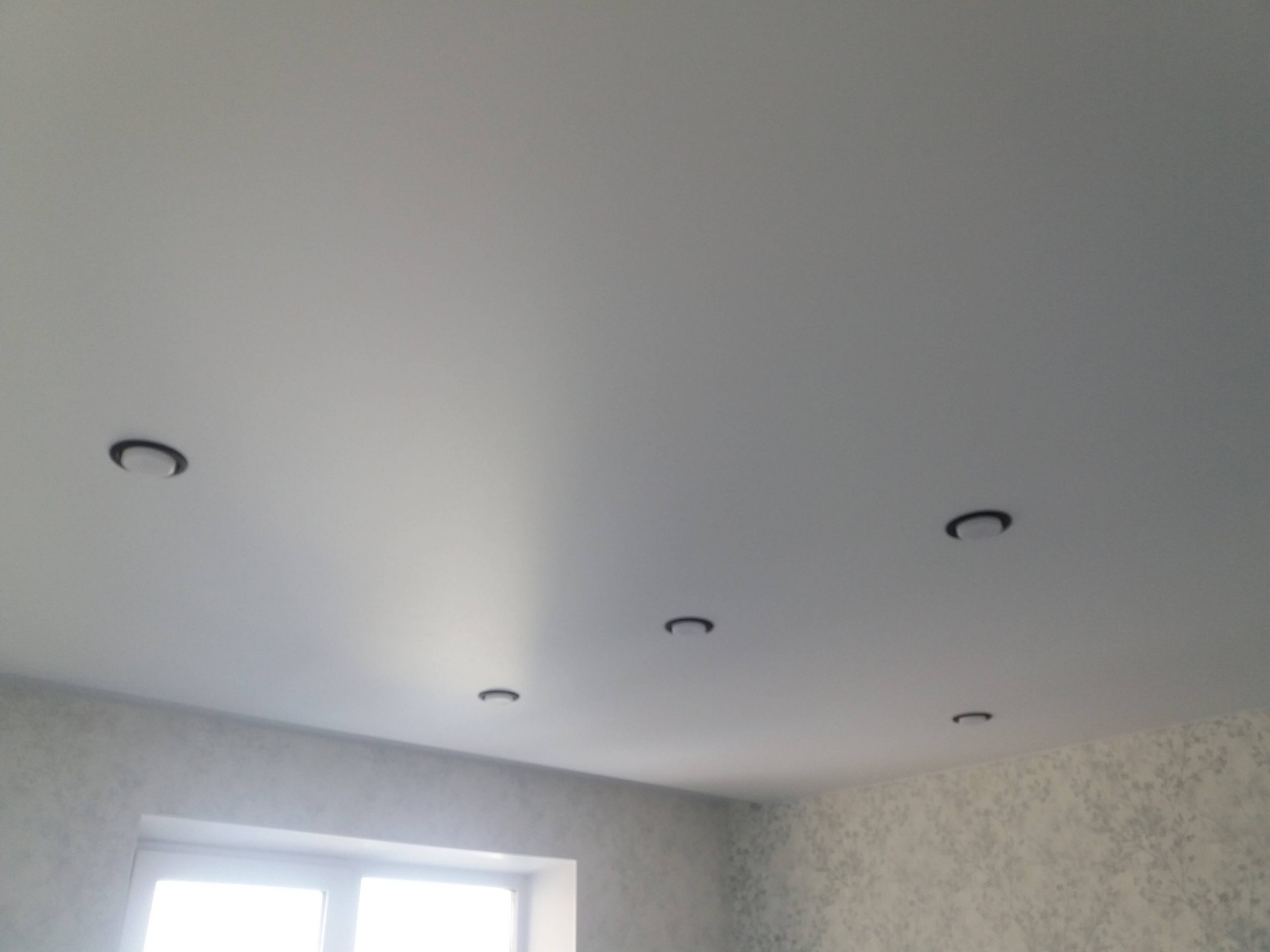 Преимущества натяжных потолков > Сайт по ремонту и строительству своими ...